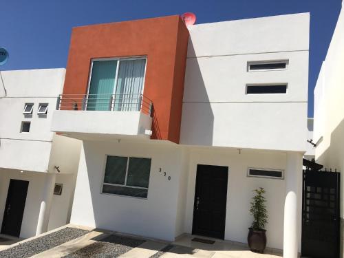 Fantastic House Near The Beach