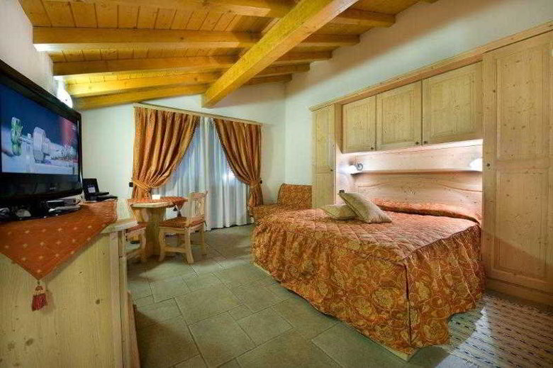 Boscone Suite Hotel