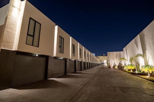 Hotel Heat Suites