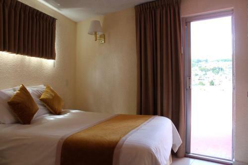 Hotel Insurgente Allende