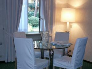 Aparthotel Aldrovandi Residence City Suites