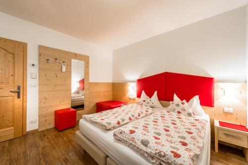 Hotel Tyrolia Garni