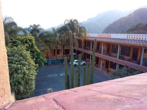 Hotel Plaza Del Sol