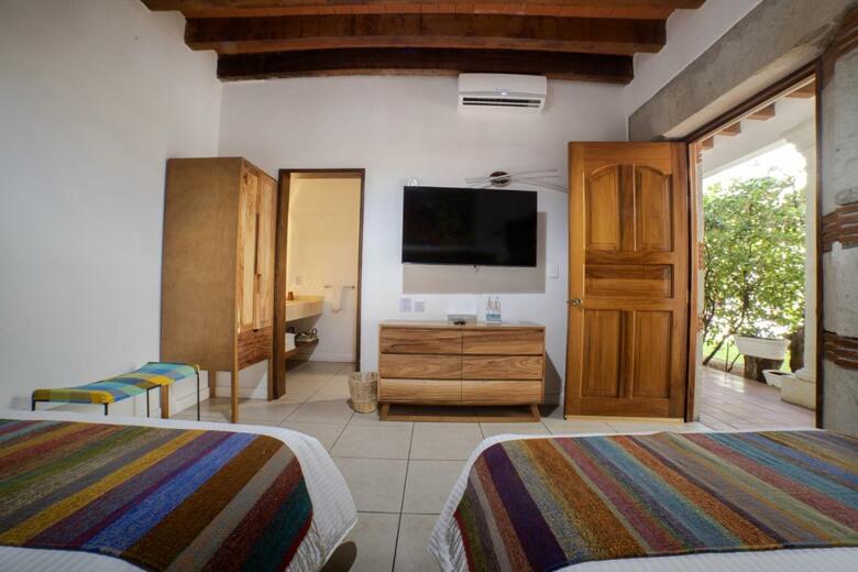 Hotel Nana Vida