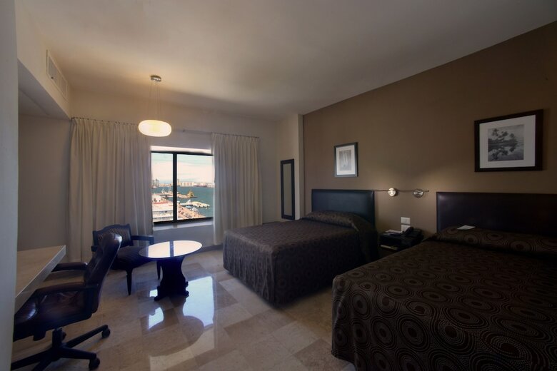 Hotel Mar Y Tierra