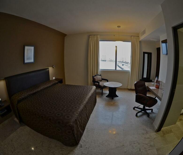 Hotel Mar Y Tierra