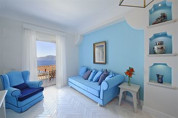 Hotel Tramonto D'oro