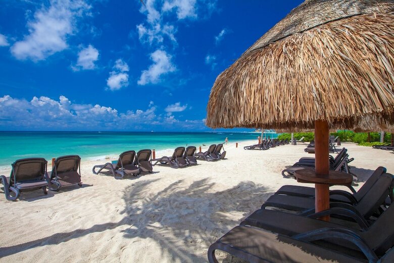 Apartamento The Elements Oceanfront & Beachside Condo Hotel