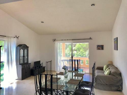 Apartment Front Beach