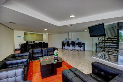 Apartamento El106 Elements Condos 2 Bedroom