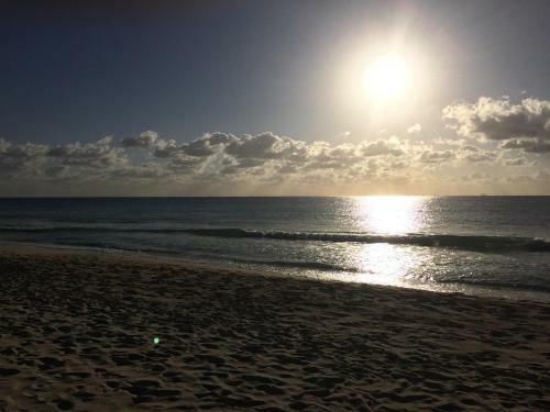 Casa Blanca Vacation Home Rental