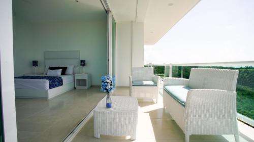 Bianco Sea View Apartments