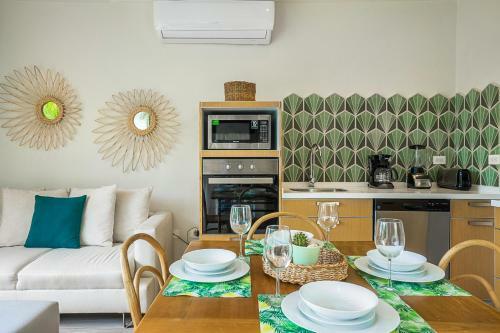 Leisure Canal 20mbps Private Villa