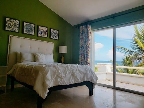 Bed & Breakfast Villa Susana - Beach Front House
