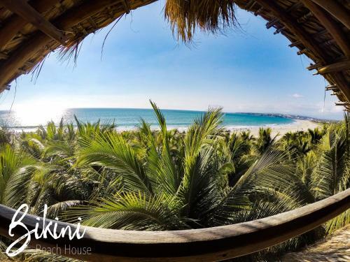 Hostal Bikini Beach House