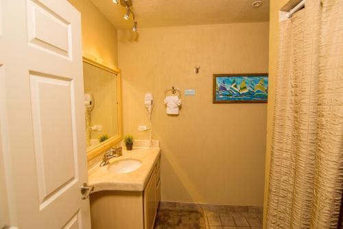 Apartamento Baja 503 Condo