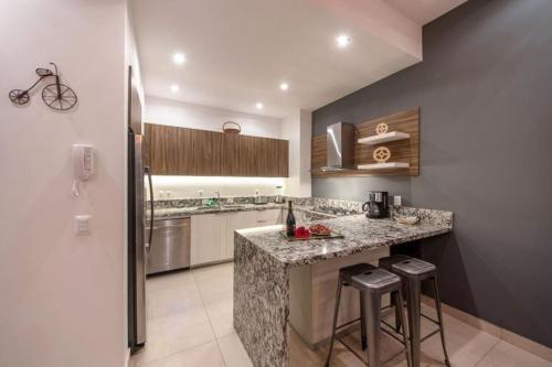 Apartamento Zenith Condo Unit #307