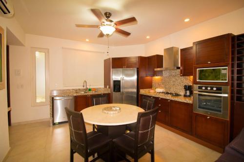 Apartamento Condo V399 108
