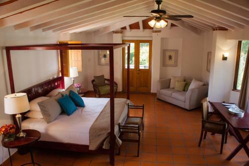 Hotel Casa Flor De Mayo