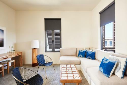 Hotel San Cristobal Adults 15+