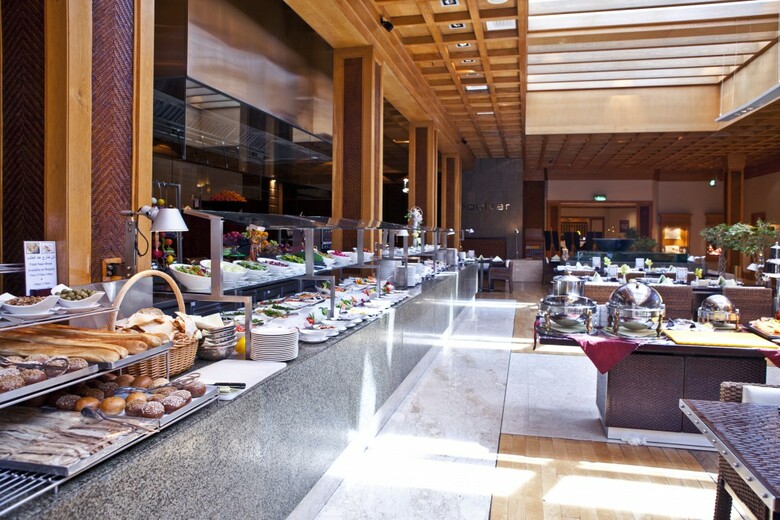 Radisson Blu Hotel, Dubai Deira Creek