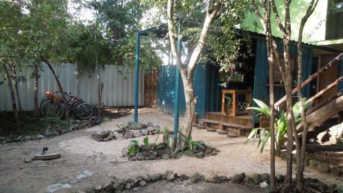 Containme Eco Chic Hotel