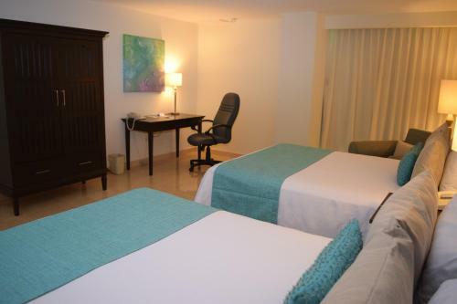 Astur Hotel & Residence