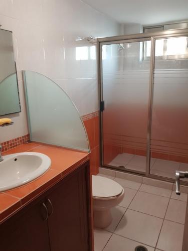 Casa Con Alberca Para 20 Personas