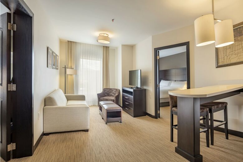 Hotel Staybridge Suites - Saltillo