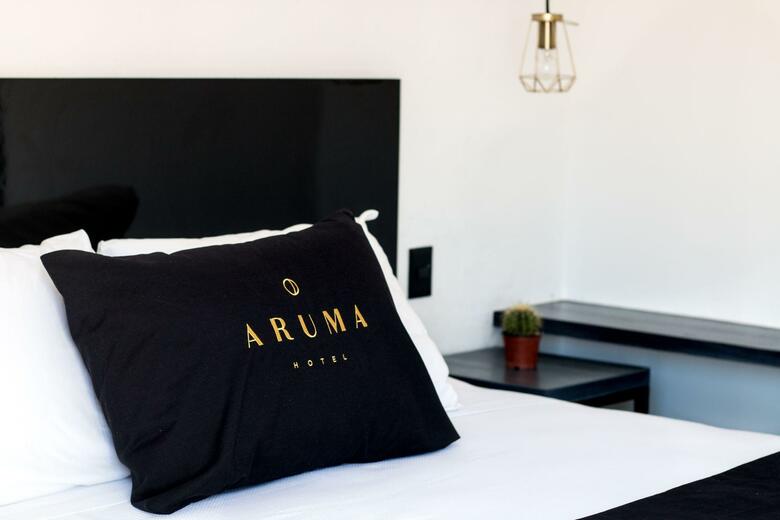 Sasha Hotel