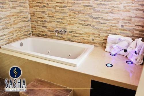 Sasha Hotel