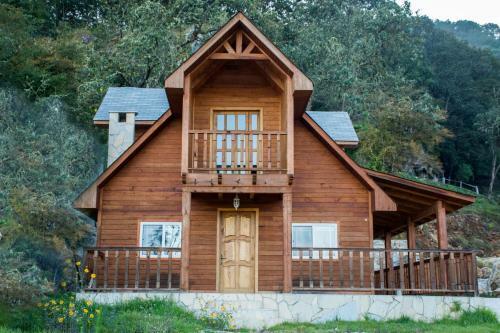 Lodge Totem Caba�as