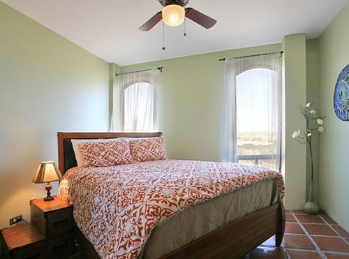 Hotel Bobby's By The Sea