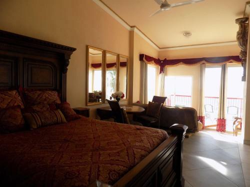 Poco Cielo Hotel