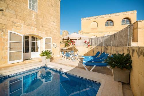 Villa Girardu Holiday Home