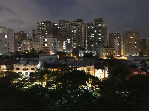 Comodo Aparta-estudio, Barrio Tranquilo