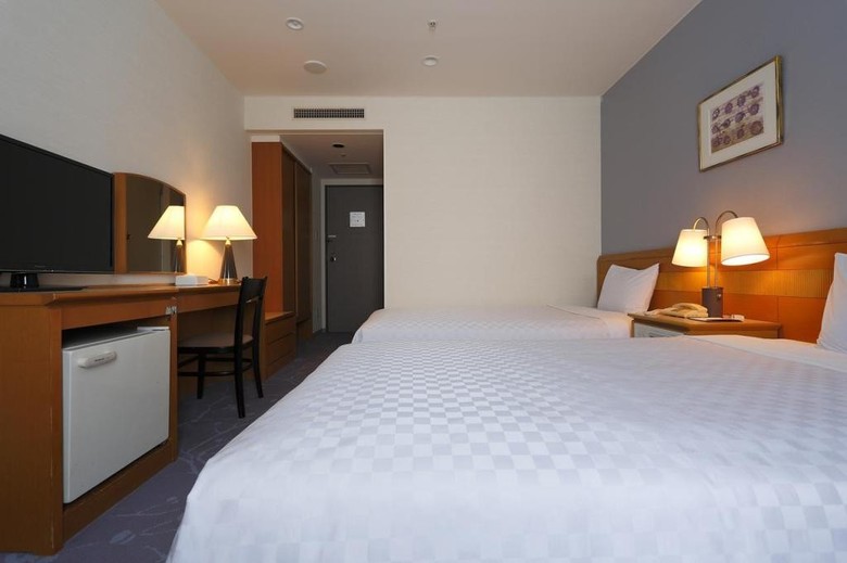 Keio Plaza Hotel Tama