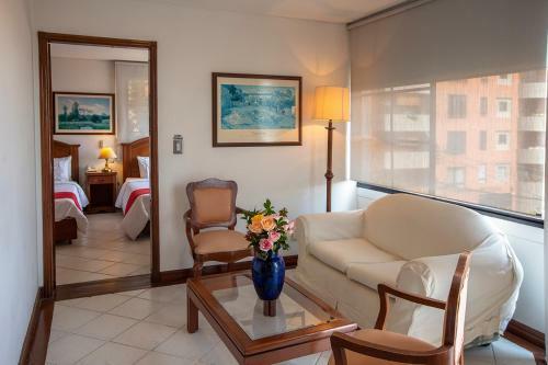 Hotel Travelers Suites Juanamb�