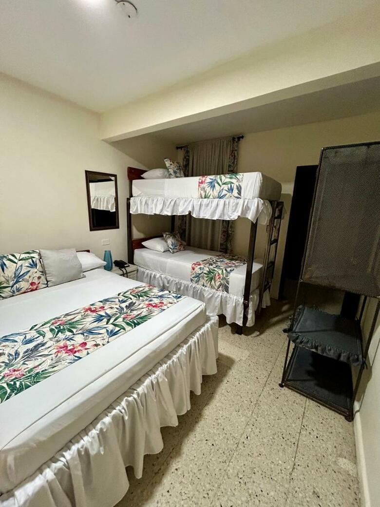 Hotel Bisou