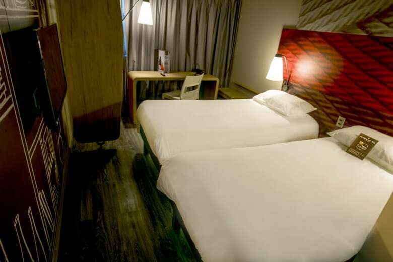 Hotel Ibis Cali Granada