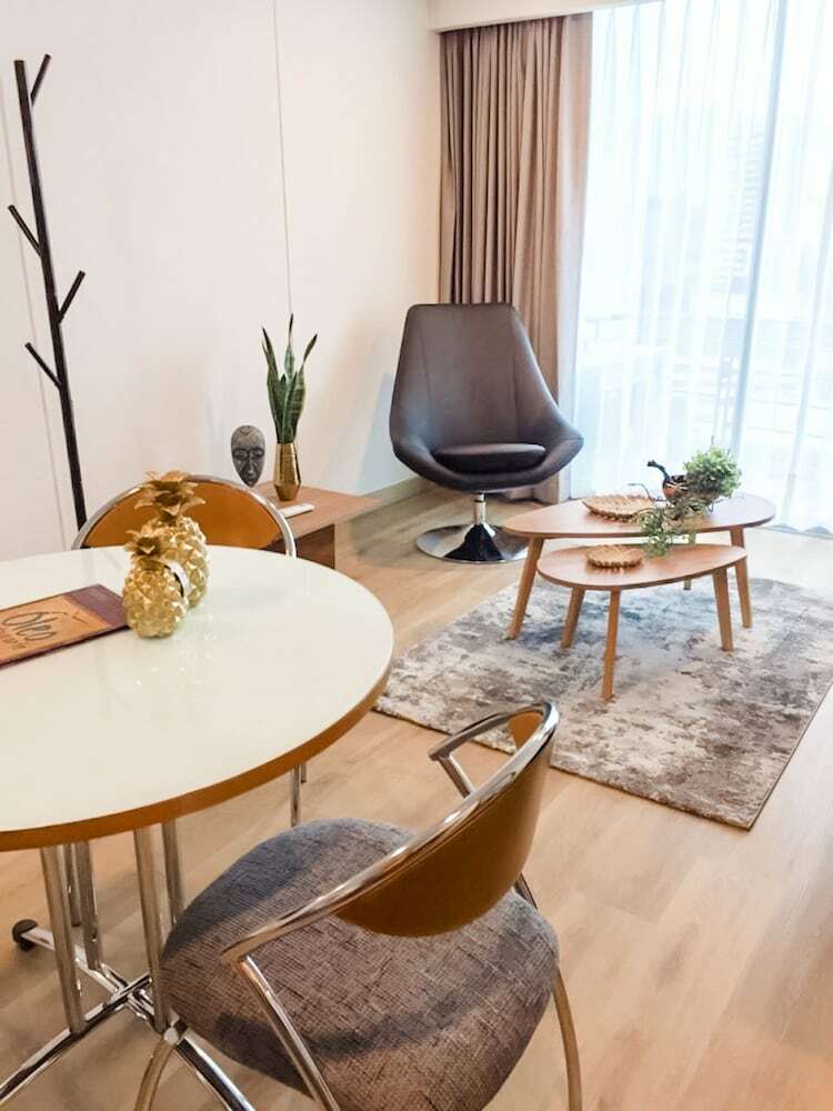 Hotel Novelty Suites