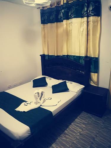 Calle Trece Hotel