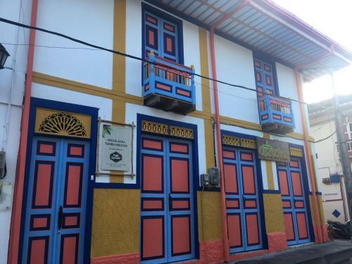 Mythos Hostal