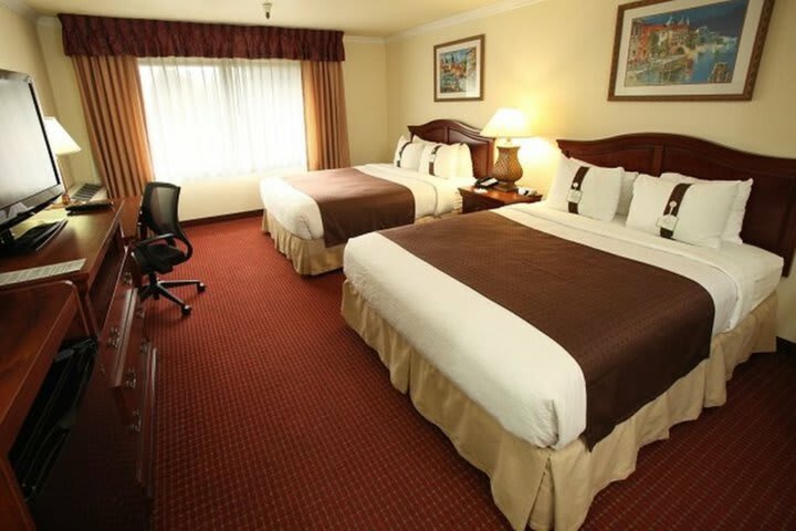 Hotel Holiday Inn Rancho Cordova