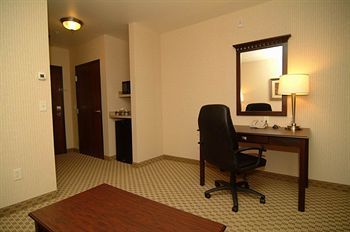 Hotel Comfort Inn & Suites