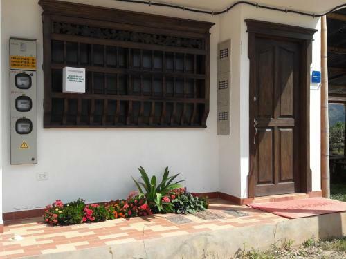 Albergue Hostal Balcones De La Piedra