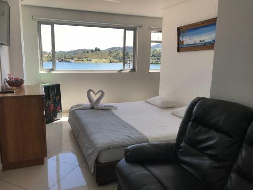 Hotel Bahia Guatape