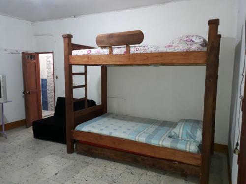 Albergue Hostal Y Pizzeria Romana