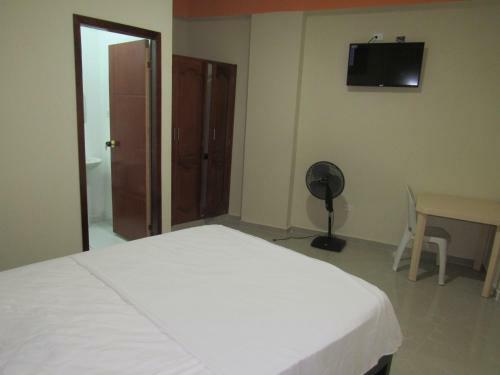 Los Tucanes Amazonas Hotel