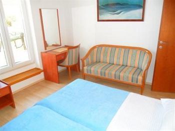Hotel Apartments Marina